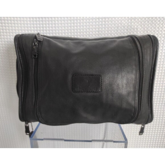 Tumi Leather Toiletry Bag Black Leather Zip Around Monogram TGS Travel Mens - Picture 1 of 10